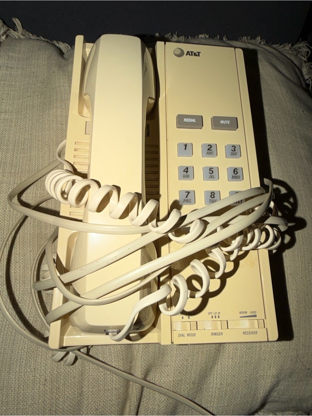 AT&T Vintage Landline Telephone Classic Throwback Retro As Is Electronic Untest.